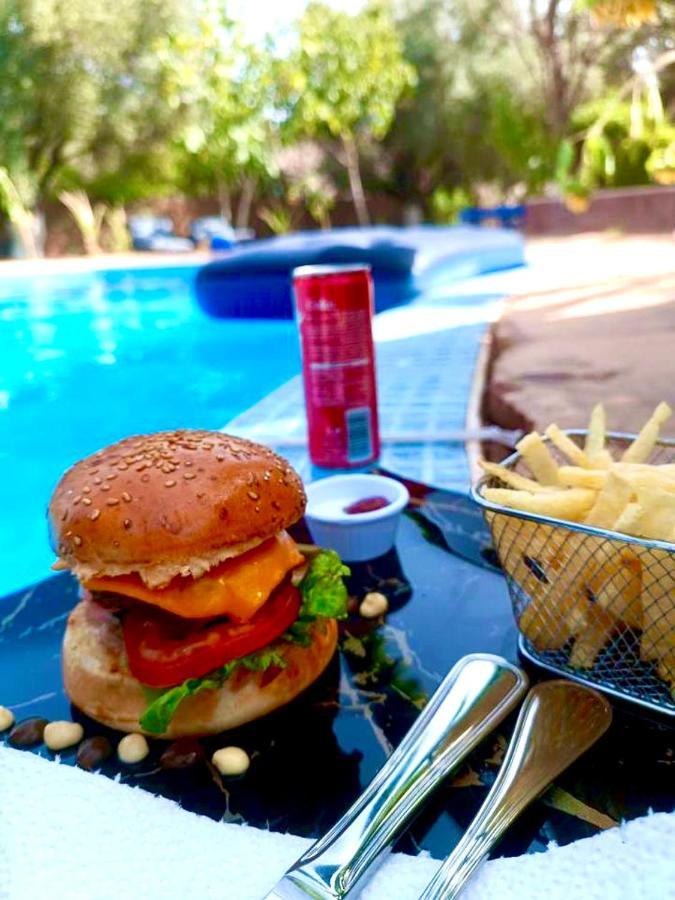 Le Domaine De Carole Marrakech Bed & Breakfast Douar Akkara Exterior photo